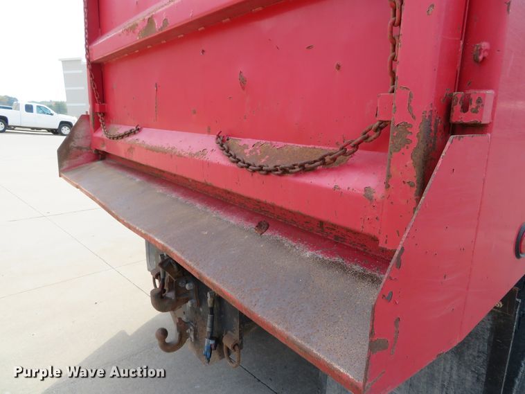 image for item DH3977 1995 International 4900  dump truck