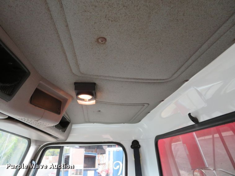 image for item DH3977 1995 International 4900  dump truck