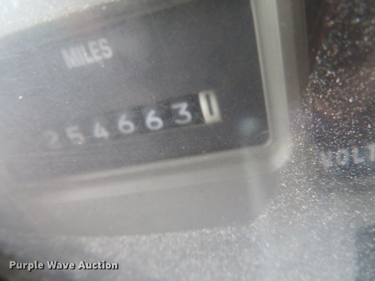 image for item DH3977 1995 International 4900  dump truck