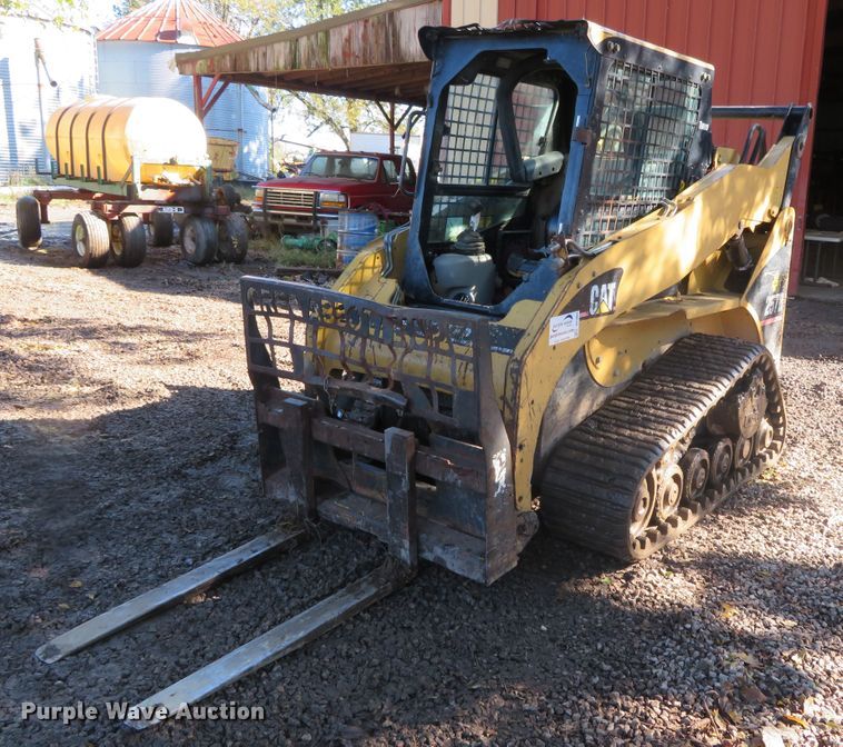 image for item DH3985 2005 Caterpillar 257B  tracked skid steer loader