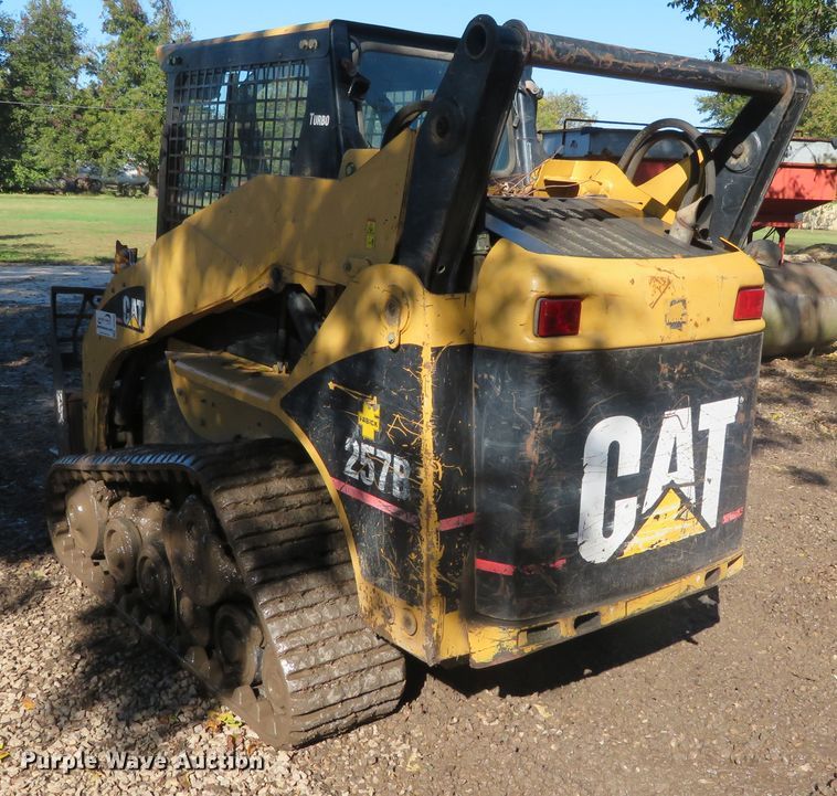 image for item DH3985 2005 Caterpillar 257B  tracked skid steer loader