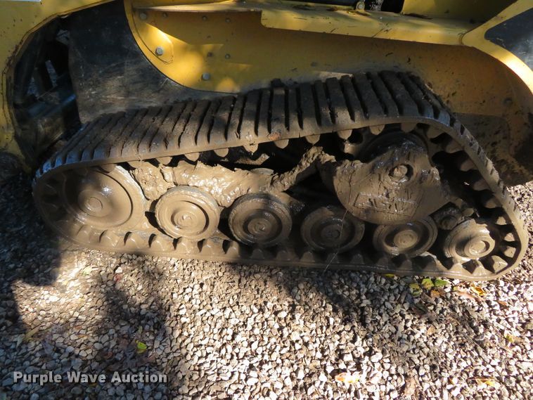 image for item DH3985 2005 Caterpillar 257B  tracked skid steer loader