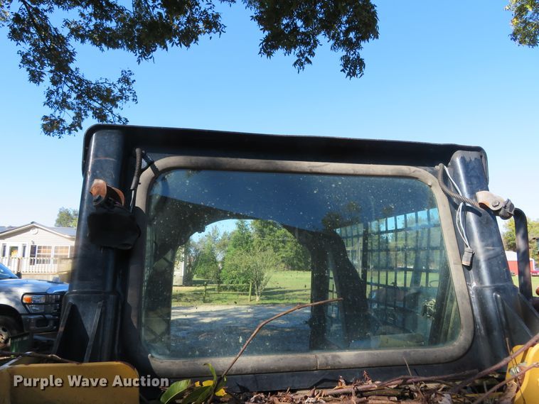 image for item DH3985 2005 Caterpillar 257B  tracked skid steer loader