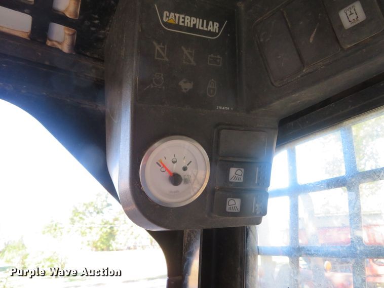 image for item DH3985 2005 Caterpillar 257B  tracked skid steer loader