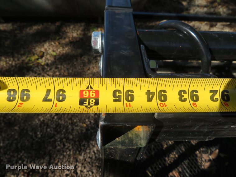 image for item DH3990 Man basket