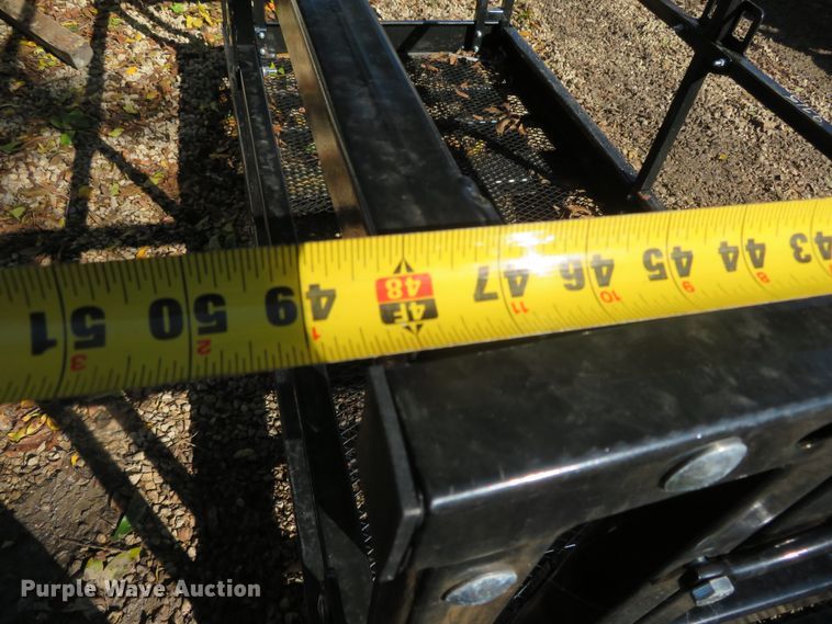 image for item DH3990 Man basket