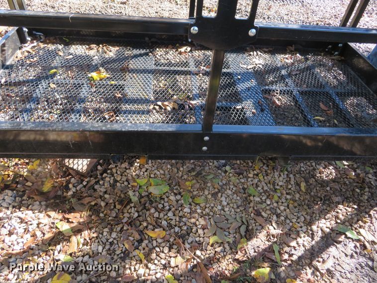 image for item DH3990 Man basket