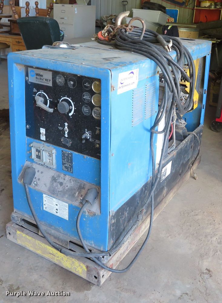 image for item DH3994 Miller Big Blue 402P welder