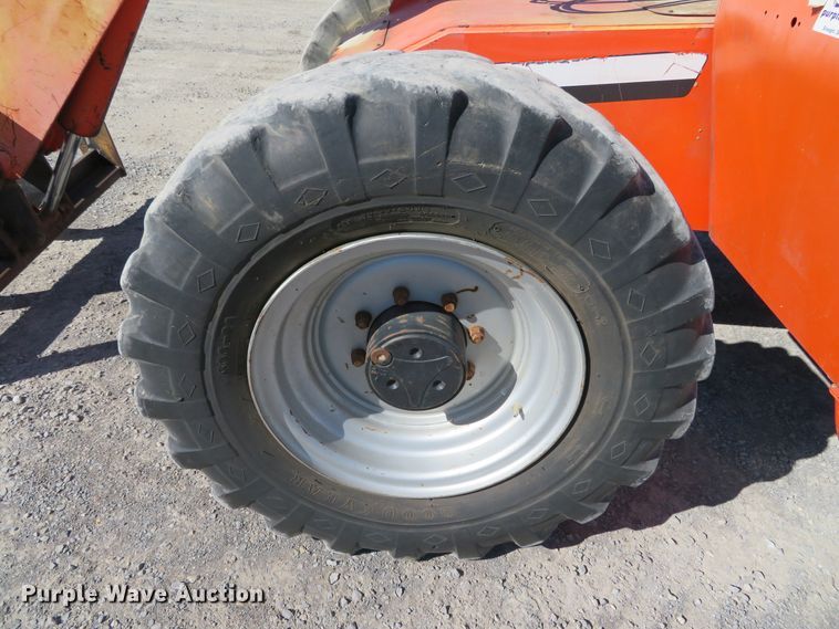 image for item DH3998 2003 SkyTrak 6042  telehandler