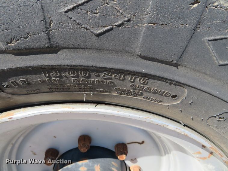 image for item DH3998 2003 SkyTrak 6042  telehandler