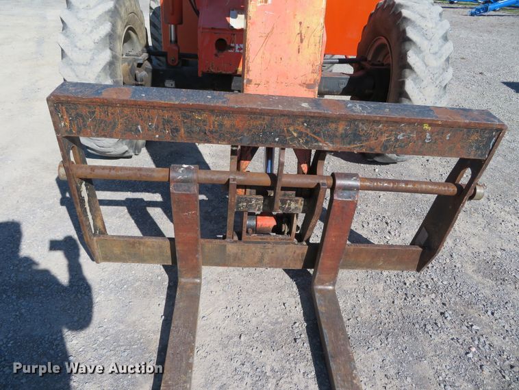 image for item DH3998 2003 SkyTrak 6042  telehandler
