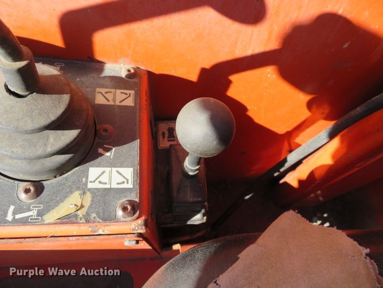 image for item DH3998 2003 SkyTrak 6042  telehandler