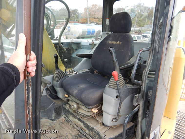 image for item DH7019 2005 Komatsu PC138USLC-2  excavator