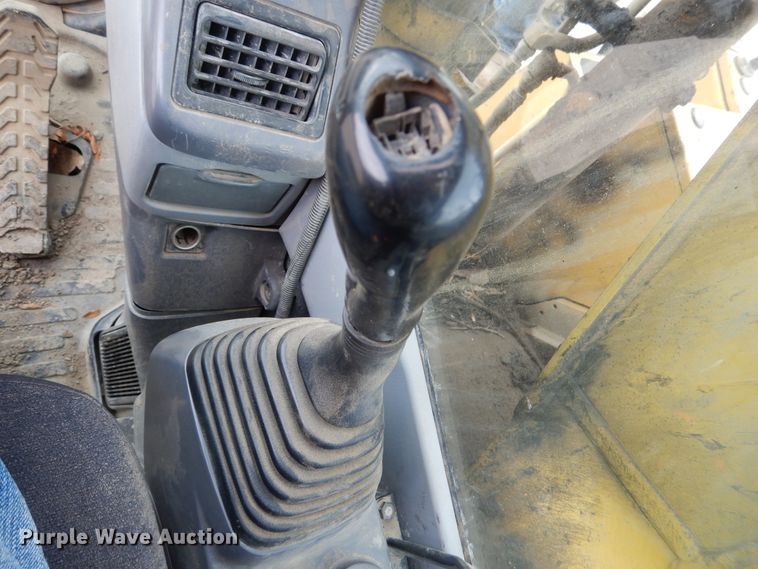 image for item DH7019 2005 Komatsu PC138USLC-2  excavator