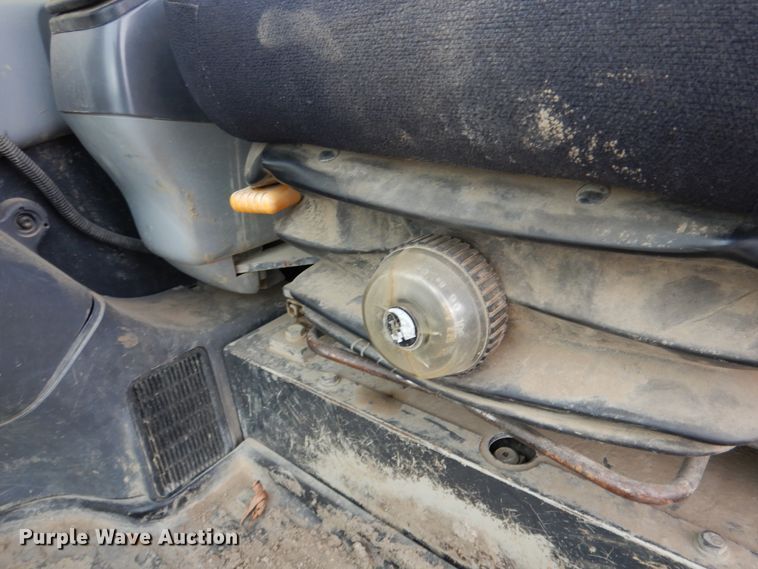 image for item DH7019 2005 Komatsu PC138USLC-2  excavator