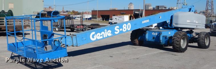 image for item DI1011 2004 Genie S80  boom lift