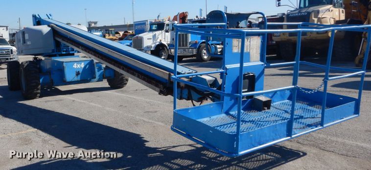 image for item DI1011 2004 Genie S80  boom lift