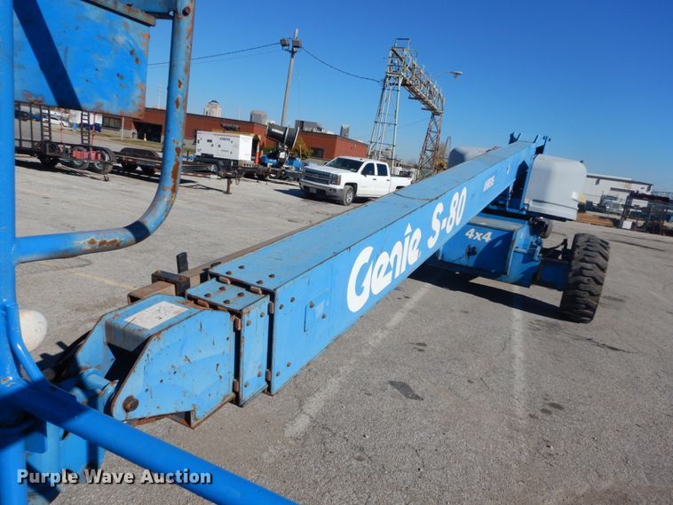 image for item DI1011 2004 Genie S80  boom lift