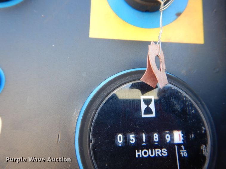 image for item DI1011 2004 Genie S80  boom lift