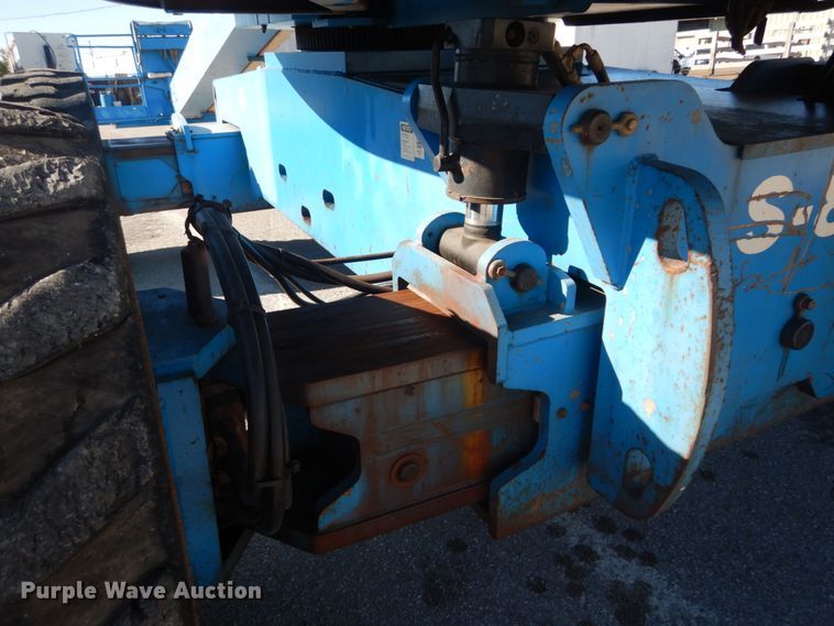 image for item DI1011 2004 Genie S80  boom lift