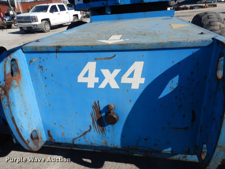 image for item DI1011 2004 Genie S80  boom lift