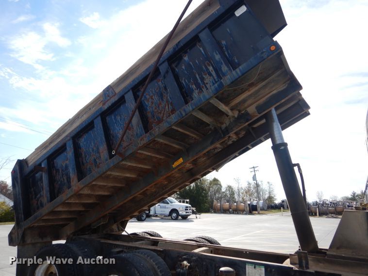 image for item DI1017 1993 Freightliner FLD  dump truck