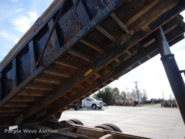 image for item DI1017 1993 Freightliner FLD  dump truck