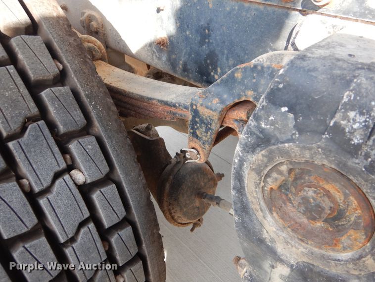 image for item DI1017 1993 Freightliner FLD  dump truck