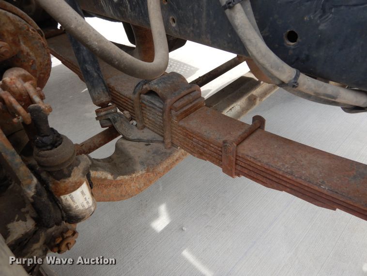 image for item DI1023 1993 International 4900  digger derrick truck