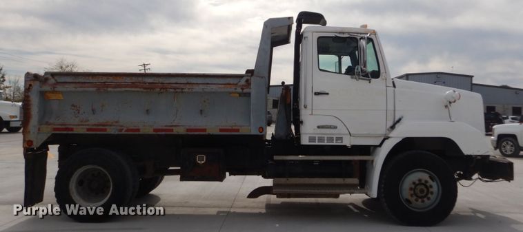 image for item DI1024 1987 Freightliner FLC  dump truck