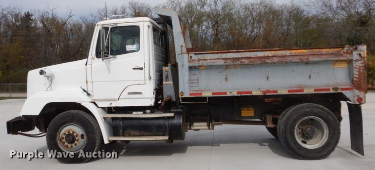 image for item DI1024 1987 Freightliner FLC  dump truck