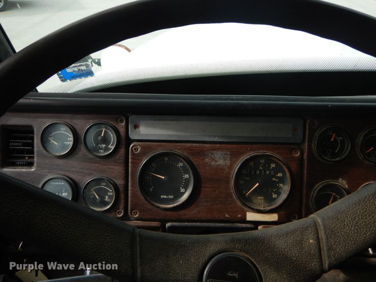 image for item DI1024 1987 Freightliner FLC  dump truck