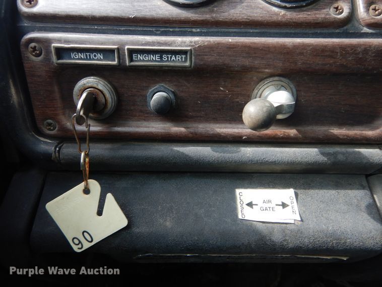 image for item DI1024 1987 Freightliner FLC  dump truck