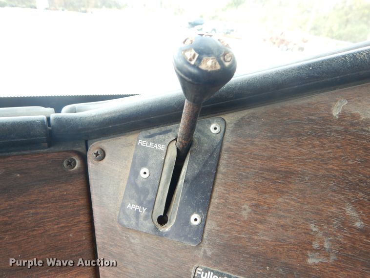 image for item DI1024 1987 Freightliner FLC  dump truck