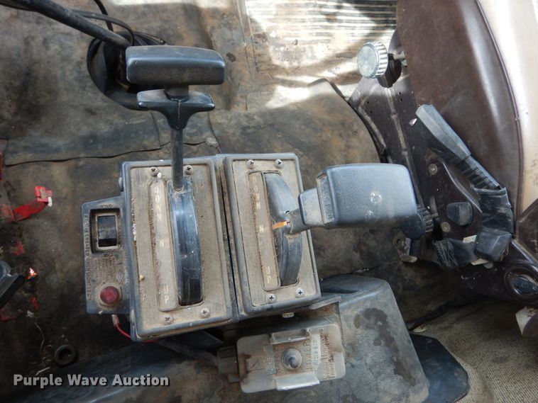 image for item DI1024 1987 Freightliner FLC  dump truck