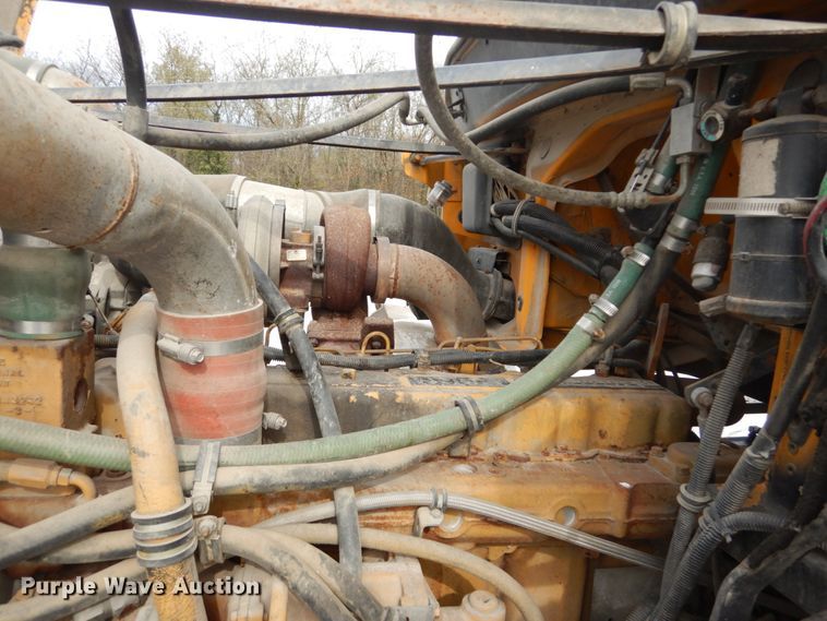 image for item DI1024 1987 Freightliner FLC  dump truck