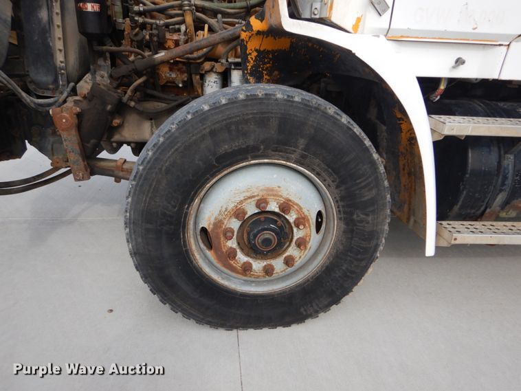 image for item DI1024 1987 Freightliner FLC  dump truck