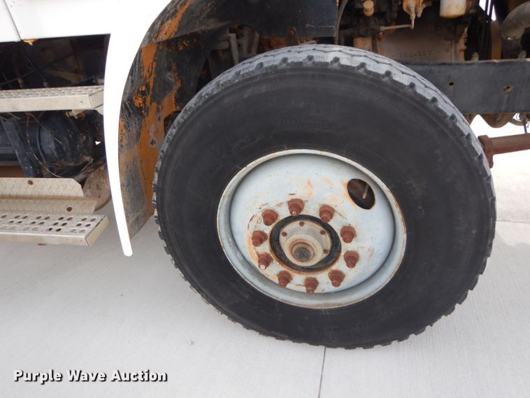 image for item DI1024 1987 Freightliner FLC  dump truck