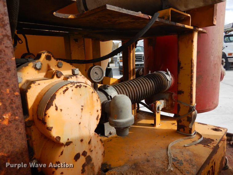 image for item DI1027 Vactron PMD-00 vacuum excavator