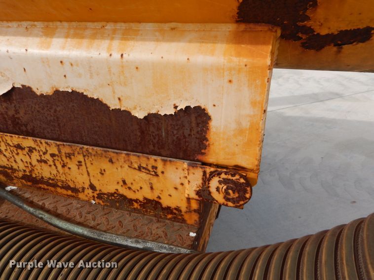 image for item DI1027 Vactron PMD-00 vacuum excavator