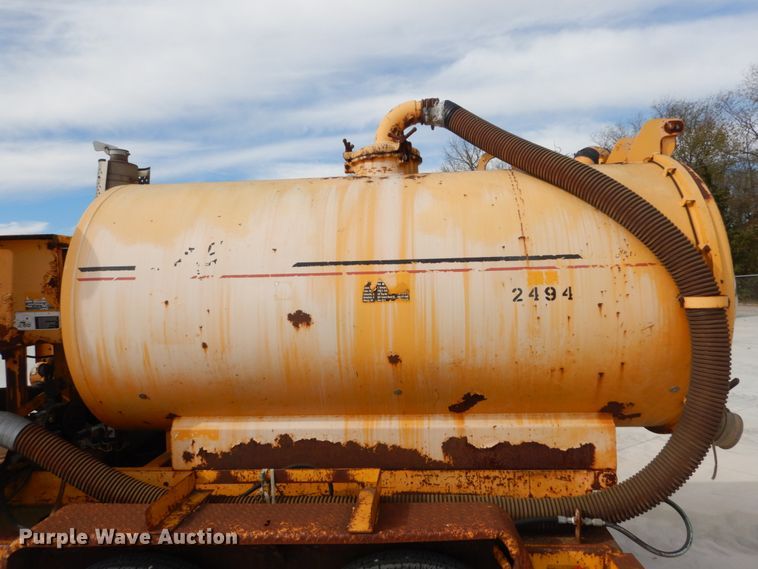 image for item DI1027 Vactron PMD-00 vacuum excavator