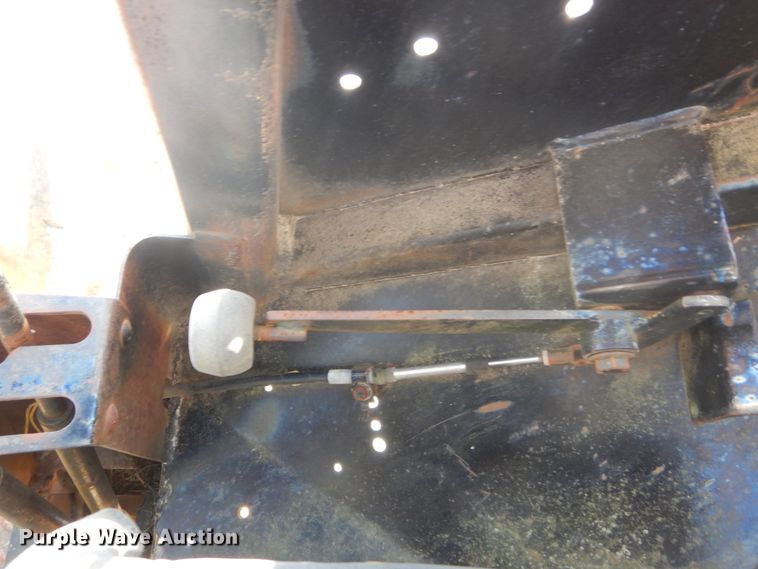 image for item DI1032 John Deere 440 skidder with boom