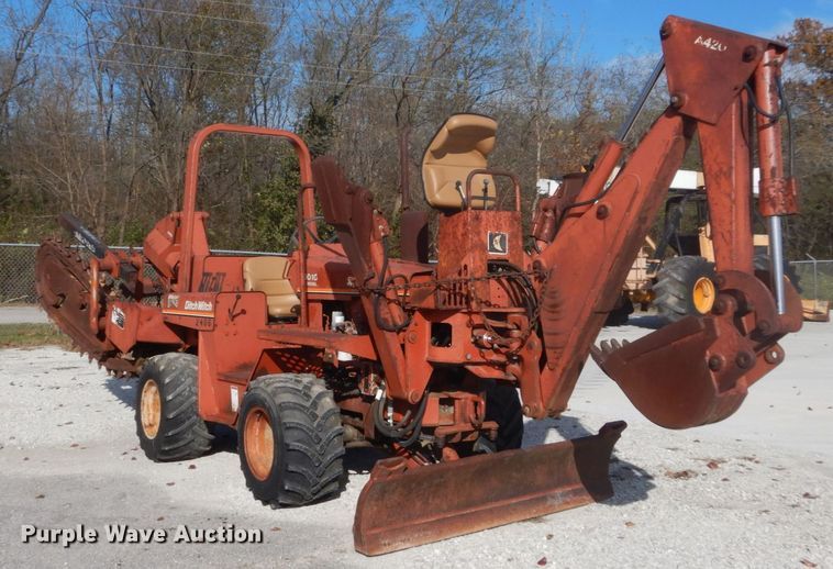 image for item DI1033 1988 Ditch Witch 5010  trencher