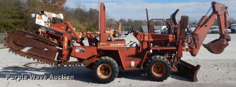 image for item DI1033 1988 Ditch Witch 5010  trencher