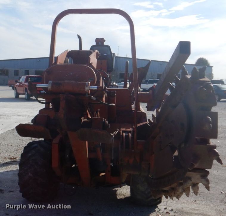 image for item DI1033 1988 Ditch Witch 5010  trencher