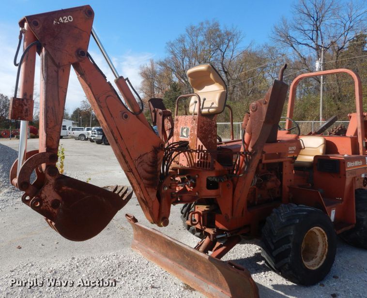 image for item DI1033 1988 Ditch Witch 5010  trencher