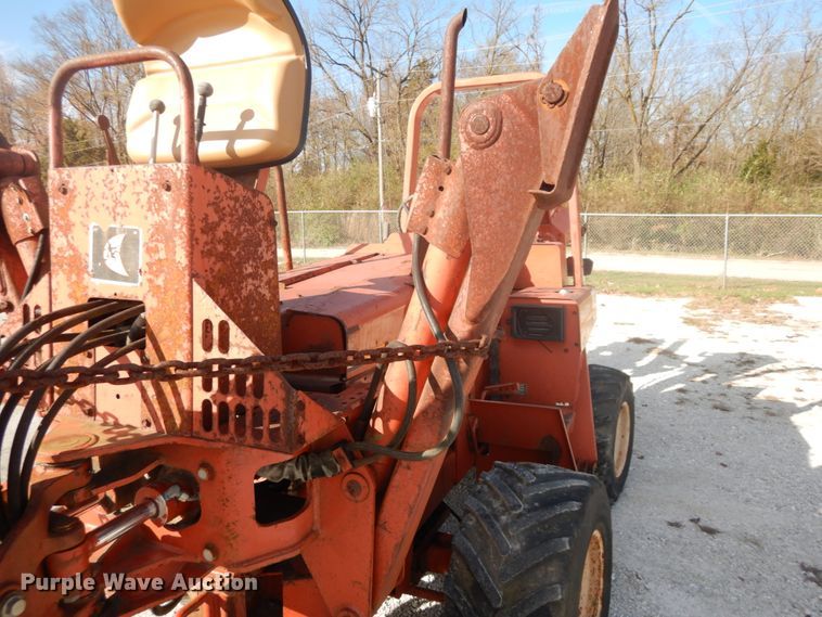 image for item DI1033 1988 Ditch Witch 5010  trencher