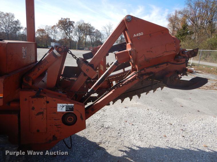 image for item DI1033 1988 Ditch Witch 5010  trencher