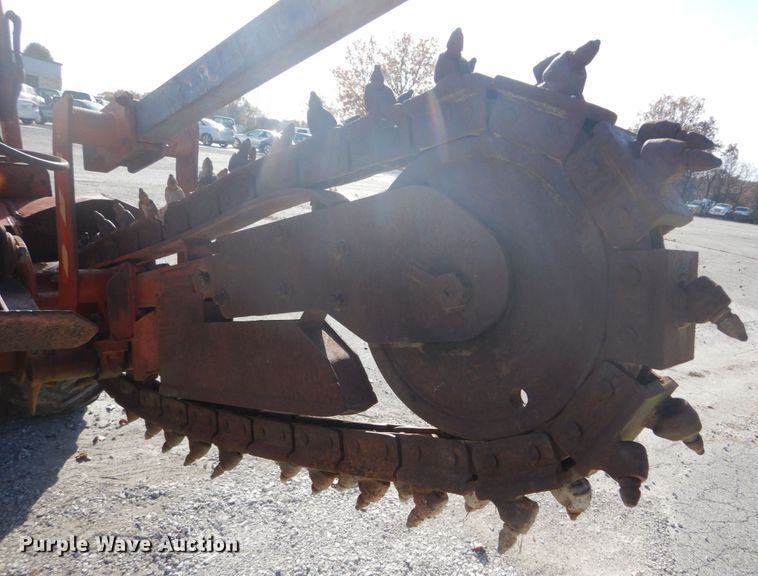image for item DI1033 1988 Ditch Witch 5010  trencher