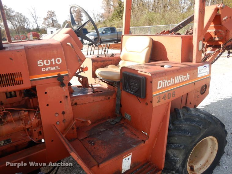 image for item DI1033 1988 Ditch Witch 5010  trencher
